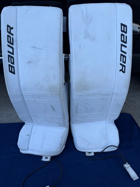 30" Bauer Goalie Leg Pads (Used)
