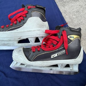 Nike Hockey Goalie Skates Size 4 (Used)