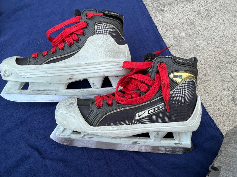 Nike Hockey Goalie Skates Size 4 (Used)
