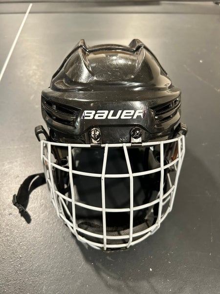 Youth Bauer Prodigy Helmet (Used)