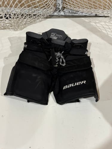 Intermediate Medium Bauer Elite Hockey Goalie Pants (Used)