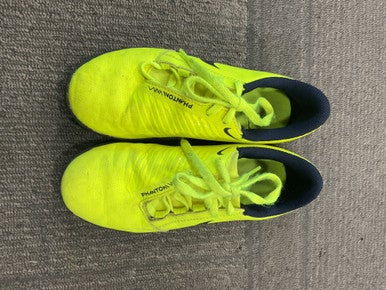 Used Nike PHANTOM VNM Soccer Indoor Shoes Neon Green Junior 01 11614-S000223105