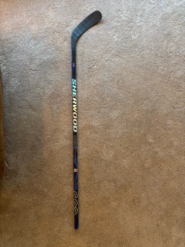 Senior Sher-Wood Code tmp Pro Right Handed Hockey Stick PP90MX (Used)