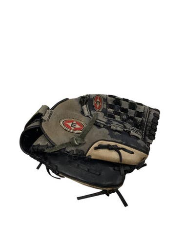 Used Easton EASTON BLACK AND GREY BB/SB Glove RH Throw Grey 11" 11884-S000053809