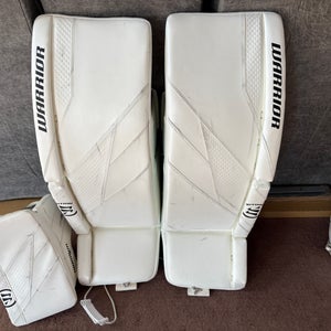 35 + 1.5” Warrior G7 RTL Leg Pads and G7.1 RTL Blocker White