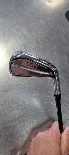 Used Titleist T200 Mens Individual Iron RH 2 Iron 11497-S000152772