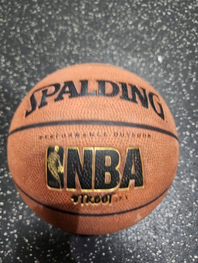 Used Spalding NBA Street Basketball Inter Outdoor 11849-S000032529