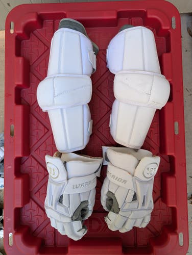 Warrior Burn XP Gloves + Pads *BUNDLE*