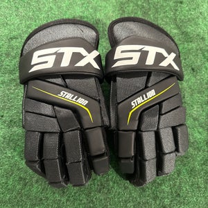 Black STX Stallion 200 Lacrosse Gloves | Medium (Used)