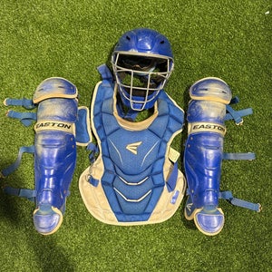 Blue Youth Easton Gametime Catcher's Set (Used) | Ages 9-12