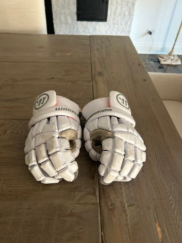 Warrior Burn XP Lacrosse Gloves Large (Used)