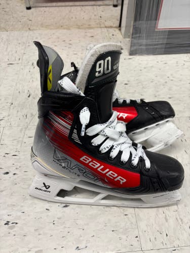 2023 Bauer Vapor Hyperlite 2 Hockey Skates (Used)