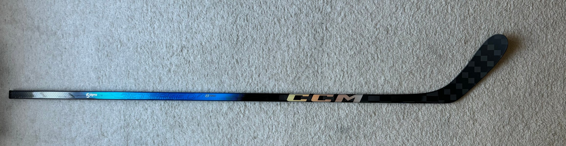 Senior CCM JetSpeed FT8 Pro Left Hand Hockey Stick 70 Flex - P28 - BRAND NEW