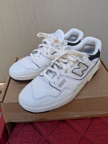 New Balance 550 - Cream/Black