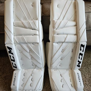 26" 2023 CCM Extreme Flex E5.5 Goalie Leg Pads (Used)