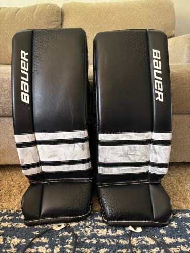 Small Bauer GSX Goalie Leg Pads (Used)