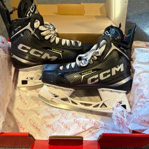 CCM Tacks XF 70 Hockey Skates Regular Width 8.5 (Used)