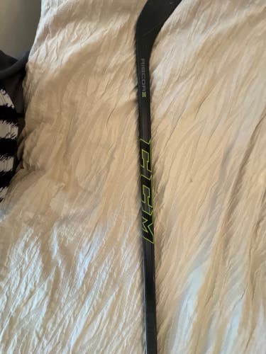 Senior CCM RibCor Reckoner Right Handed Hockey Stick P40 (New)