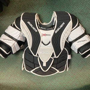 Intermediate Large Bauer Vapor X900 Goalie Chest Protector