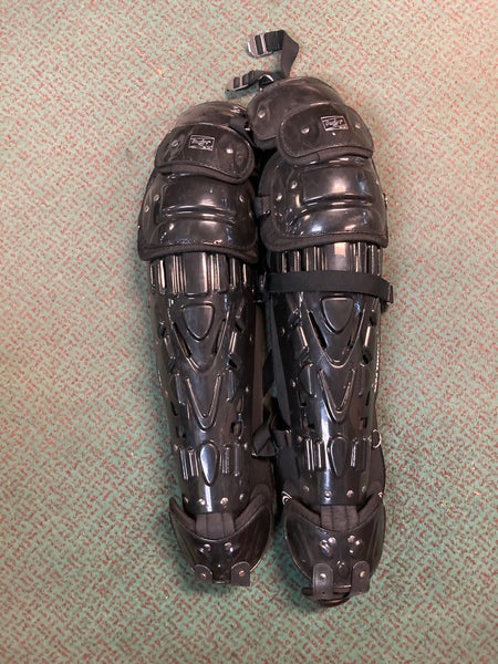 Adult Rawlings CFLGPro Catcher's Leg Guards