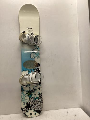 Used Roxy Womens Board/Bindings White 143 cm 11443-S000198394