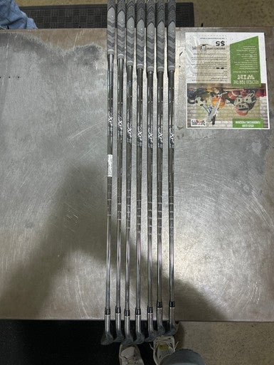 Used Callaway X HOT Mens Iron Set RH 5I-GW/AW 11605-S000207978