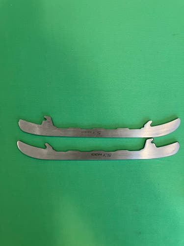 CCM SB XS Holders, Runners, & Replacement Steel Blades (Used)