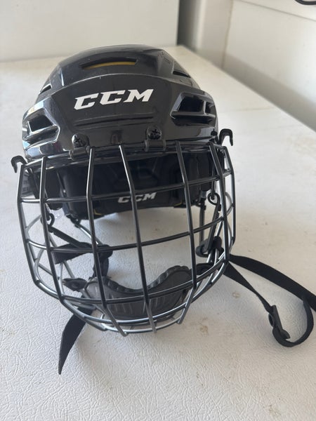 Small CCM FM580 Helmet (Used)