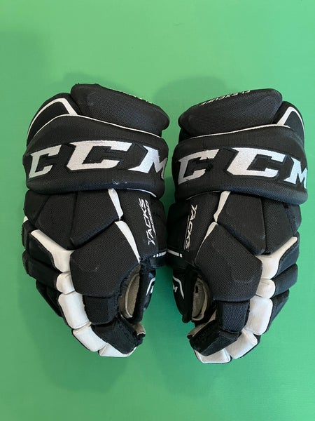 Junior CCM Tacks 9080 Gloves 12" (Used)