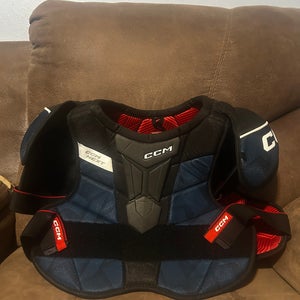 Men's XL Senior CCM Next Shoulder Pads (Used)