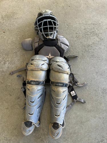 All Star System 7 Axis Catcher's Set (Used)