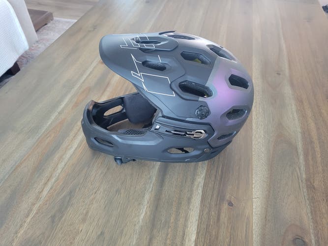 Bell Super 3R (MIPS) MTB Helmet Sz Medium