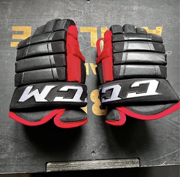 CCM Gloves 14" Pro Stock (Used)