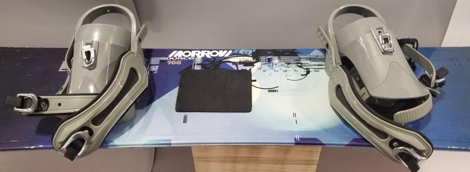 Morrow 166cm X Snowboard With Bindings and Ozone Bag