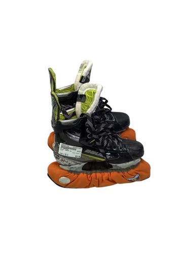 Used Bauer VAPOR X4 Junior Hockey Skate Junior 02.5 11347-S000257108