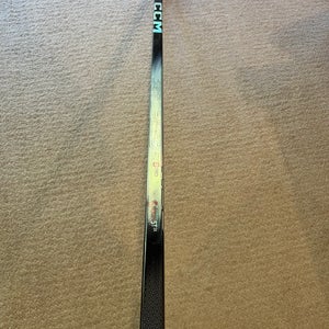 Senior CCM JetSpeed FT8 Pro Right Handed Hockey Stick P28 (New)