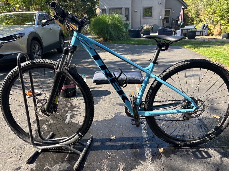 burton blossom camber snowboard 149 Bicycles for Sale at compatible with all major collection-accessories Color:Subtidal Blue
