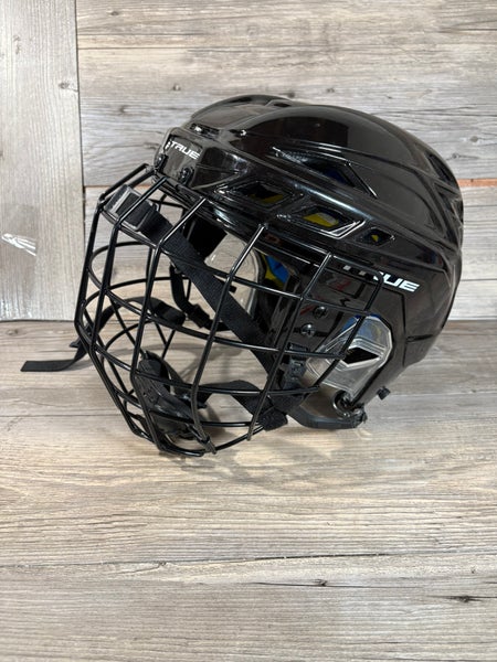 TRUE Dynamic 9 Pro Ice Hockey Helmet Black Size Medium (0919-4777)