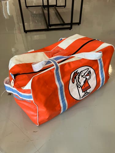Warrior Little Caesar's Hockey Bag (30" x 15" x 14")