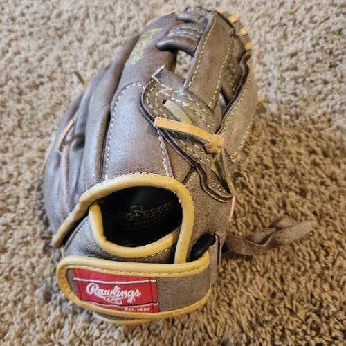 Rawlings RH Highlight Series Baseball Glove 11.5" Game Ready