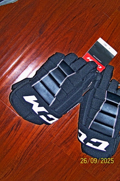 CCM HGJS Gloves 14" (New)