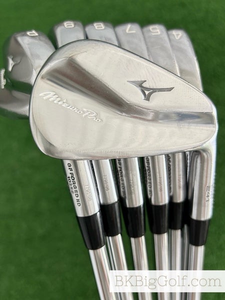 Mizuno Pro 241 Forged Iron Set 4-P / Project X 6.5 Extra Stiff