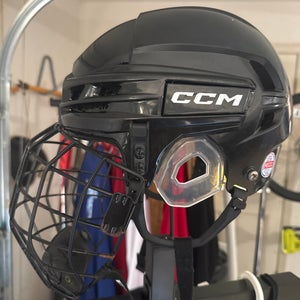 Medium CCM Tacks 720 Helmet (Used)