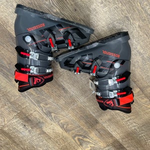 Mondo 22 & 22.5 Rossignol Hero JR 65 Ski Boots (Used)