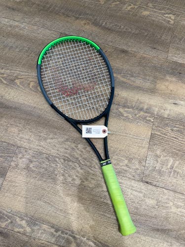 Men's Wilson Blade 98 (18x20) V7.0 Tennis Racquet (Used)