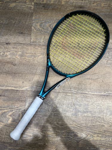 Wilson Ultra v4 Pro Tennis Racquet (Used)