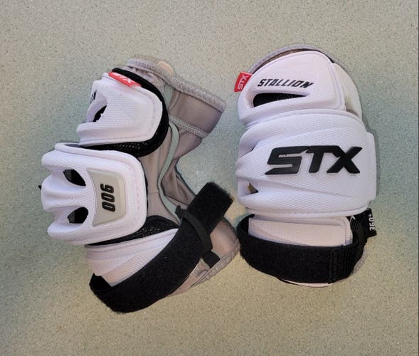 STX Stallion 900 Arm Pads