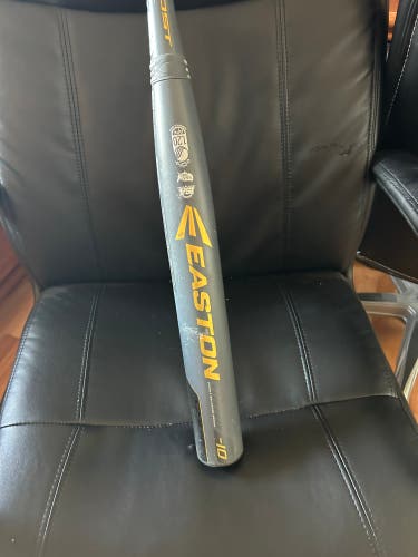 2018 Easton Ghost Composite Bat (-10) 23 oz 33" (Used)