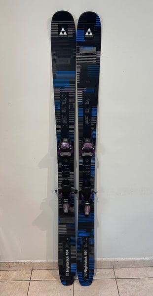 2025 Fischer Nightstick 104 172 cm Powder Skis With Bindings Max Din 13 (New)