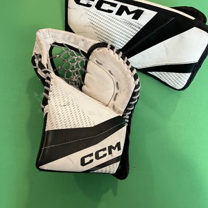 Youth CCM YFlex 3 Goalie Glove & Blocker (Used)